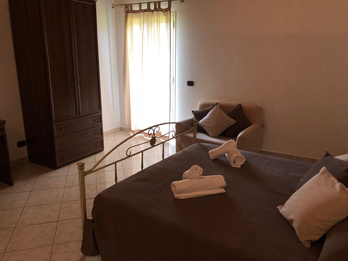 Casa Vacanze Alcantara Gaggi Екстериор снимка
