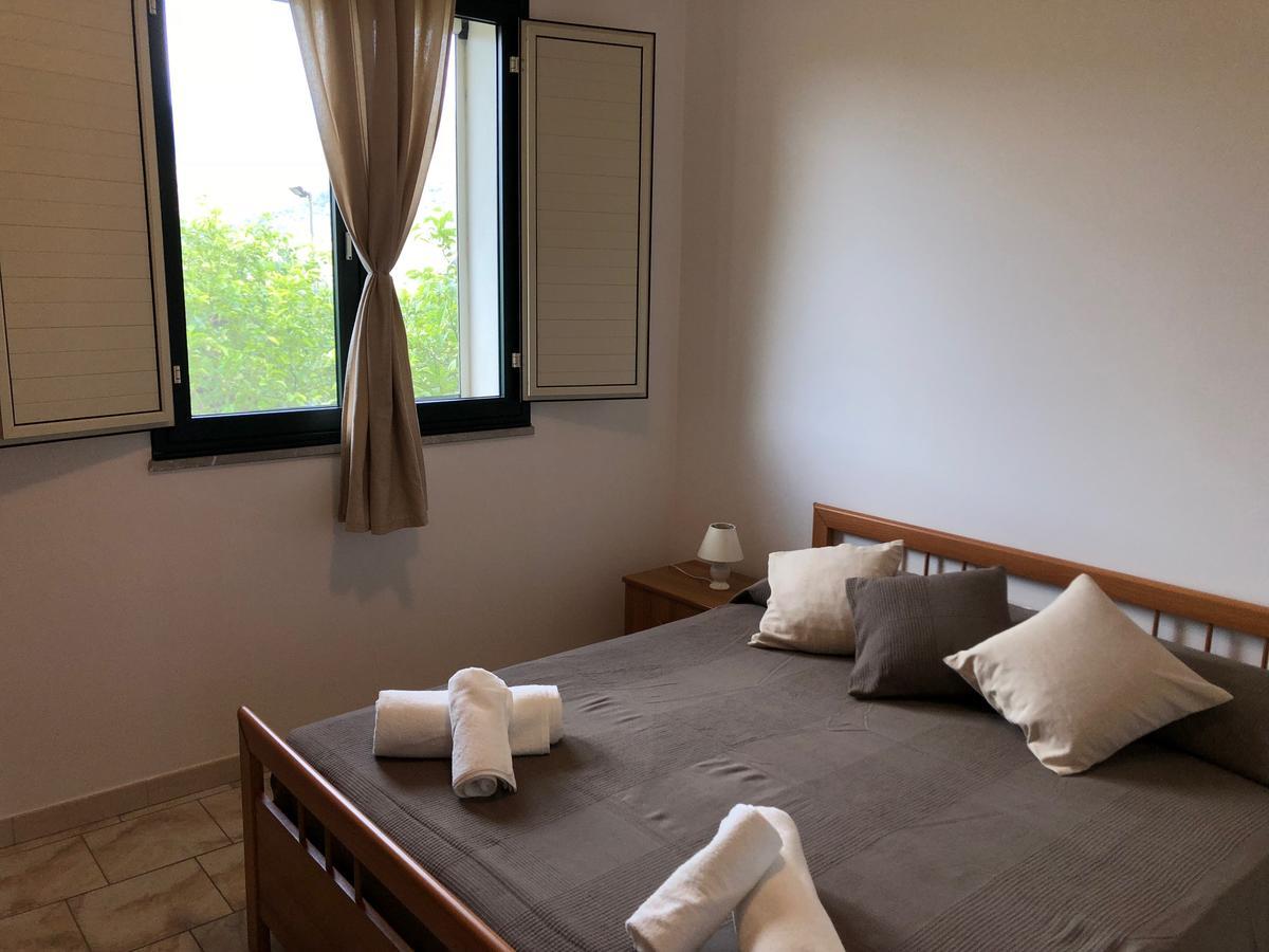Casa Vacanze Alcantara Gaggi Екстериор снимка