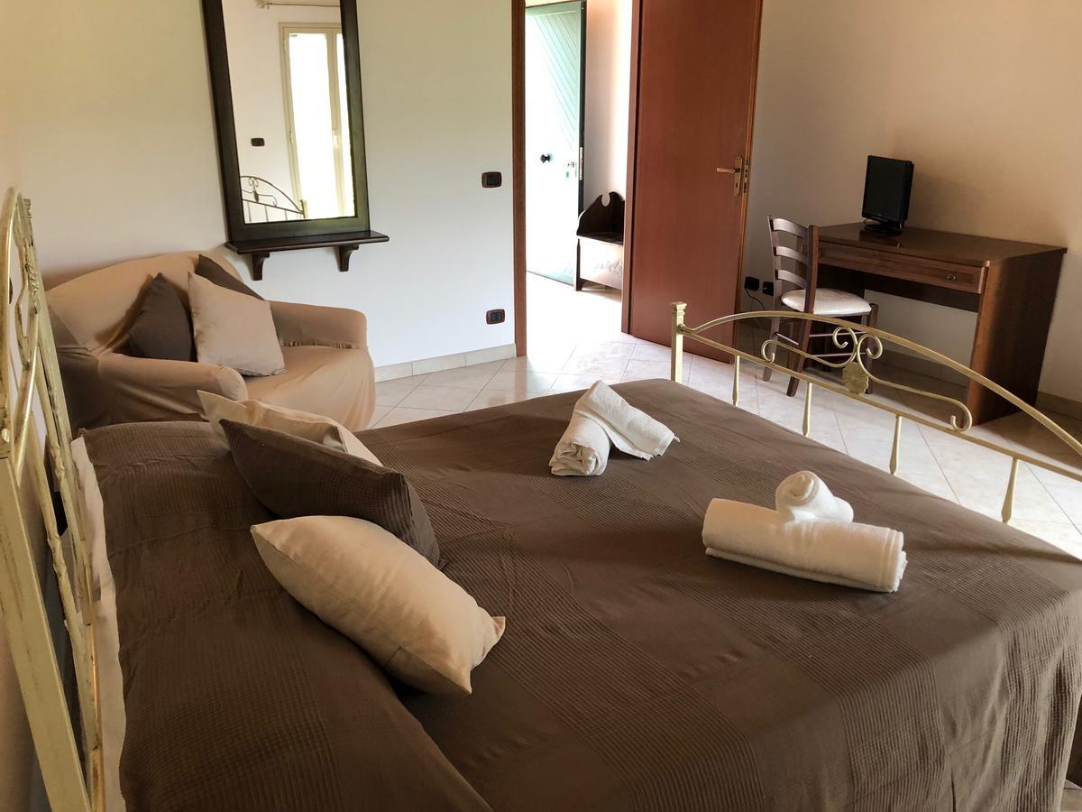 Casa Vacanze Alcantara Gaggi Екстериор снимка