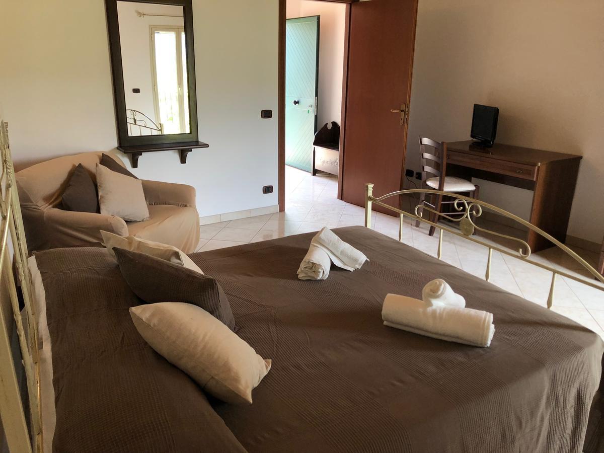Casa Vacanze Alcantara Gaggi Екстериор снимка